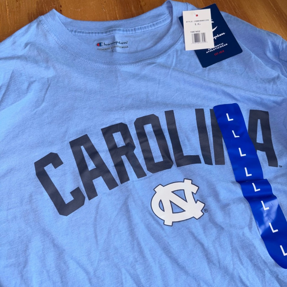 Champion UNC Tar Heels T-Shirt Mens L Blue Long Sleeve Carolina Graphic Tee NEW